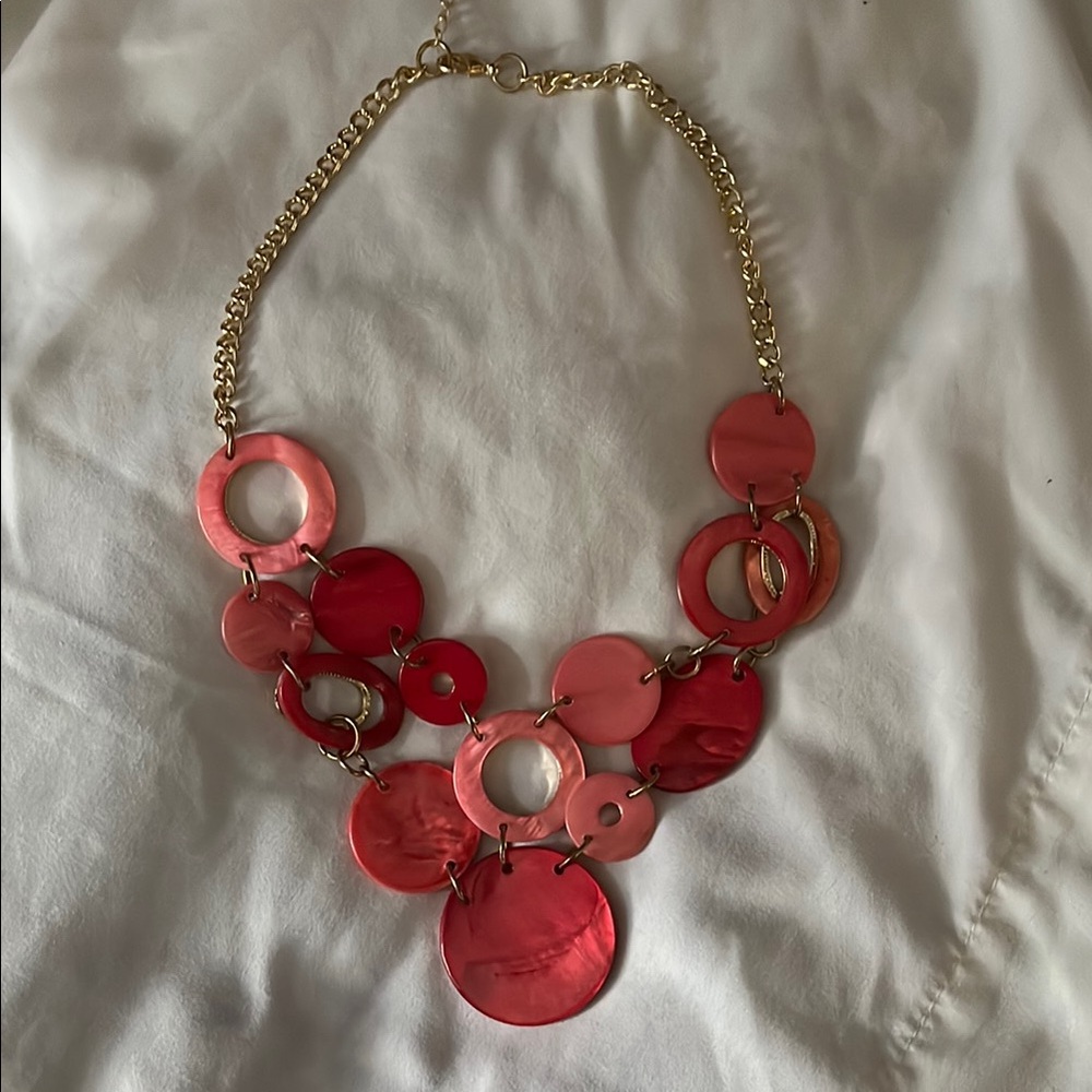 Elegant Pink and Gold Statement Necklace